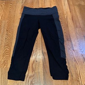 Athleta crop leggings size xs